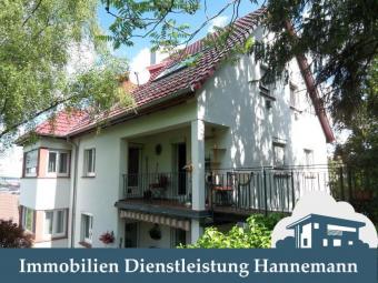 Einnehmendes 3-4 Familienhaus in Waldrandlage, 733 m² Grundstück, 4 Garagen, HHL in Stuttgart am Raichberg Haus kaufen 70186 Stuttgart Bild mittel