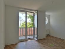 (12536_11) MGN: 2-Raum-Wohnung mit Balkon zum ruhigen, grünen Innenhof, Hausservice inklusive Wohnung mieten 98617 Meiningen Bild klein