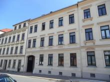 Ab 1.8.25! Zentrumsnahe 1-Raumwohnung mit Stellplatz, Singleküche u. Whirlpool-Wanne! Wohnung mieten 08056 Zwickau Bild klein