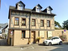 Architektonisches Meisterwerk im Herzen Eltvilles – Stilvoll + hochwertig saniertes Fachwerkhaus Haus kaufen 65343 Eltville am Rhein Bild klein