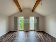 bezugsfreie 2 Zimmerwohnung in Poing im DG mit TG Stellplatz Wohnung kaufen 85568 Poing Bild klein
