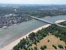 Campingplatz, Tiny Houses und Ausflugscafé mit Biergarten - Toplage in Köln, direkt am Rhein! Gewerbe kaufen 51105 Köln Bild klein