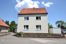 Einfamilienhaus mit Nebengebäude und Garage in 37632 Eschershausen Haus kaufen 37632 Eschershausen Bild klein