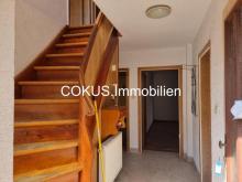 Einfamilienhaus mit Potenzial und Kellergarage Haus kaufen 98597 Breitungen/Werra Bild klein
