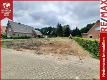 Einmalige Gelegenheit! * Baugrundstück in Traumlage * nur 2400m bis in die Stadtmitte * gute Infrastruktur * traumhafte Gartenanlage * fast 2.000qm * in 30er-Zone * TOP-Preis! Grundstück kaufen 26603 Aurich Bild klein