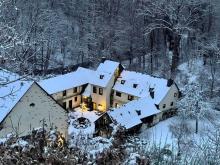 Exklusives Mühlenanwesen, vollständig sanierte historische Mühle in absoluter Alleinlage mit 2,6 ha Land. Ein fränkischer Vierseithof Haus kaufen 56294 Münstermaifeld Bild klein