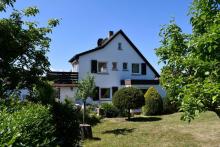 Freistehendes Einfamilienhaus mit Charakter, Wintergarten und herrlichem Garten in Mühltal-Traisa Haus kaufen 64367 Mühltal Bild klein