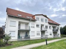 Frisch renoviert! 2-R.-Whg. mit Balkon, TG-Stpl. (duplex, saniert), Neubau 1997 Wohnung kaufen 08371 Glauchau Bild klein