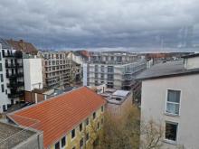 Gebrauchstüchtige Büro-/Praxisfläche in sehr gepflegtem Bürohaus mit PKW-Stellplatz im Gebäude Gewerbe mieten 66111 Saarbrücken Bild klein