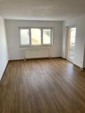 Gemütliche 2-Zimmer mit Wannenbad, Balkon und Laminat in sehr guter Lage! TG SP mgl. Wohnung mieten 09114 Chemnitz Bild klein