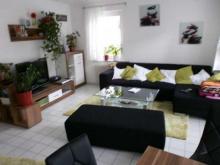 Gepflegte 3 Zimmer Wohnung, Balkon, Einbauküche, 2 x TG, kleine Einheit Wohnung kaufen 71134 Aidlingen Bild klein