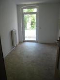 Großzügige 2-Zimmer mit neuem Laminat, Wannenbad und Balkon in ruhiger Lage! EBK mgl. Wohnung mieten 09131 Chemnitz Bild klein