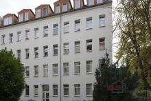 +++HINTERHAUS - 3-RWG IM EG MIT TERRASSE U. TAGESLICHTBAD IN DER SÜDVORSTADT ZUR KAPITALANLAGE+++ Wohnung kaufen 04275 Leipzig Bild klein