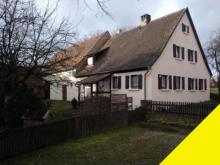 kleines Bauernhaus mit Stall und Scheune auf 1600 m² Grundstück in kl. Teilort von Weinberg in Mittelfranken Haus kaufen 91589 Aurach Bild klein