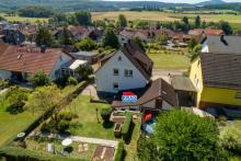 ++ KRAG Immobilien ++ 2 Wohnungen, Garten, Garage, Stellplatz ++ waldnah Haus kaufen 35102 Lohra Bild klein