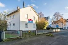 ++ KRAG Immobilien ++ familienfreundlich: bis 3 Kinderzimmer / 2 Küchen / 2 Bäder ++ Haus kaufen 35764 Sinn Bild klein