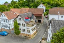 ++ KRAG Immobilien ++ Sanierungsimmobilie mit Nebengebäude | ideal für Eigenleister (#19228) Haus kaufen 35457 Lollar Bild klein