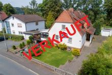 ++ KRAG Immobilien ++ VERKAUFT ++ VERKAUFT ++ mit Sicherheit ++ wie fast immer mit und nach Plan ++ Haus kaufen 35039 Marburg Bild klein