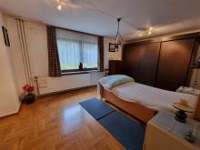 REFH mit 5 Zimmern kl. Grundstück sucht geschickte neue Besitzer Haus kaufen 98593 Floh-Seligenthal Bild klein