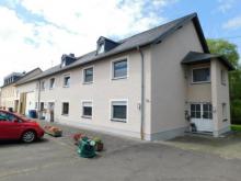 Scharfbillig / Eifel - gesucht,gefunden,gemietet - 3 Zimmer Kü/Bad auf 98 qm, incl. Küche und PKW Stellplatz Wohnung mieten 54636 Scharfbillig Bild klein