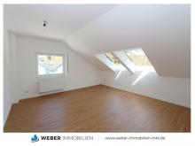 schick ++ kernsaniert ++ inkl. neuer Einbauküche und PKW-Stellplatz Wohnung mieten 65719 Hofheim am Taunus Bild klein
