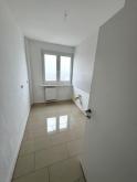 Schöne Stilvolle sonnige 3-R.-Wohnung in Dessau im 4.OG,58,20m2 mit BLK.zu vermieten.
Wohnung mieten 06842 Dessau-Roßlau Bild klein