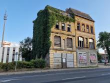 Stark sanierungsbedürftiges MFH Haus kaufen 14943 Luckenwalde Bild klein