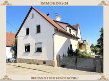 ++ TOP ANGEBOT! ++ GROSSZÜGIGES HAUS IN ZENTRALER LAGE VON LEINGARTEN! ++ VIELE MÖGLICHKEITEN DER NUTZUNG!! ++ Haus kaufen 74211 Leingarten Bild klein