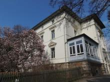 Topsaniertes und vollvermietetes Renditeobjekt in guter Lage mit Park, Garagen und Stellplätzen! Haus kaufen 08412 Werdau Bild klein