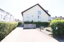 WRS Immobilien - 2 Zimmer EG Wohnung mit großem Garten + TG-Stellplatz - käuferprovisionsfrei - Wohnung kaufen 60437 Frankfurt am Main Bild klein