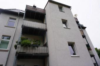 1 Monat mietfrei! Große 3-Zi. mit Laminat, Einbauküche, Wannenbad und Balkon in ruhiger Lage! Wohnung mieten 09131 Chemnitz Bild mittel