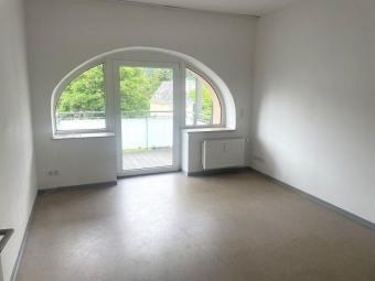 64 qm Wohnung zur Miete mit Aufzug und Balkon in Top Lage (Zentrum) -Traben-Trarbach die Jugendsilstadt an der Mosel- Wohnung mieten 56841 Traben-Trarbach Bild mittel