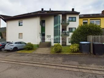 Ärzte und Studenten aufgepasst !Hübsche 2-Zimmerwohnung mit überdachtem Balkon in Uni-Nähe! Wohnung kaufen 66424 Homburg Bild mittel