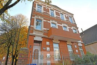 Attraktives Jugendstil-Dreifamilienhaus im grünen Herzen vom Klushof mit Potential Haus kaufen 27576 Bremerhaven Bild mittel