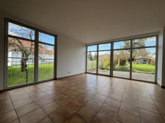 Das Zuhause Ihrer Familie! Wohnung kaufen 65843 Sulzbach (Taunus) Bild mittel