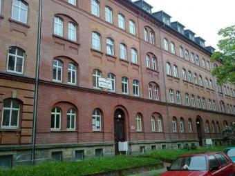 DG 3-Zimmer mit Balkon, Wanne, Abstellraum und Laminat in ruhiger Lage!* Wohnung mieten 09131 Chemnitz Bild mittel