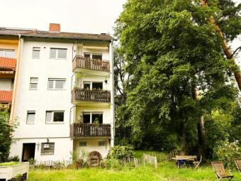 Dreifamilienhaus am Homburg mit Garten und Garage Haus kaufen 66123 Saarbrücken Bild mittel