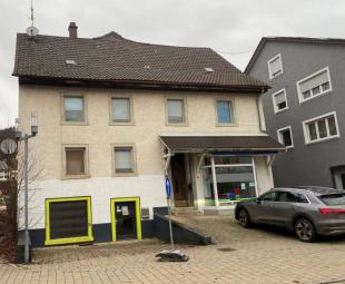 Grenznahes Wohn-/Geschäftshaus in zentraler Lage mit viel Potenzial Haus kaufen 79780 Stühlingen Bild mittel