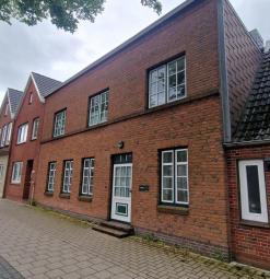 Großes Stadthaus mit Garten zentral in Husum Haus kaufen 25813 Husum Bild mittel