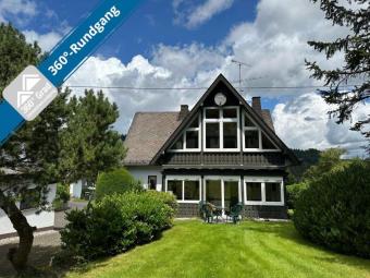 Großzügiges Ein- oder Zweifamilienhaus mit großem Garten und Stallung - auch zur Ferienvermietung! Haus kaufen 53518 Quiddelbach Bild mittel