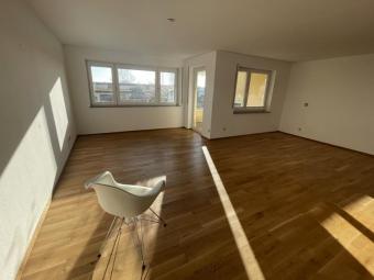 Helle Wohnung mit sonnigem Balkon - Sofort verfügbar! Wohnung kaufen 89075 Ulm Bild mittel