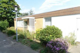 interessanter Atrium Bungalow in angenehmer Wohnlage Haus kaufen 30823 Garbsen Bild mittel