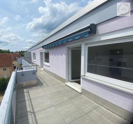 Penthouse-Traum über den Dächern Schömbergs – Erstbezug mit Panoramablick & großer Terrasse! Wohnung kaufen 75328 Schömberg (Landkreis Calw) Bild mittel