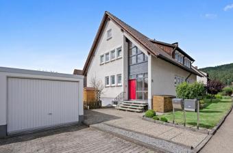 PROVISIONSFREI - Große Wohnung mit viel Platz für die ganze Familie + 2 Garagen Wohnung kaufen 78567 Fridingen an der Donau Bild mittel