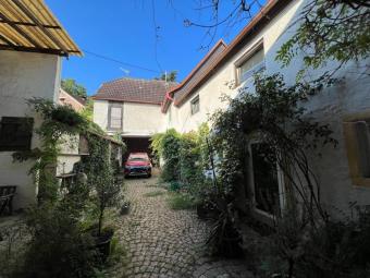 Top-Gelegenheit! Ehemaliges Bauernhaus mit Nebengebäude und Scheune in Langenlonsheim zu verkaufen Haus kaufen 55450 Langenlonsheim Bild mittel