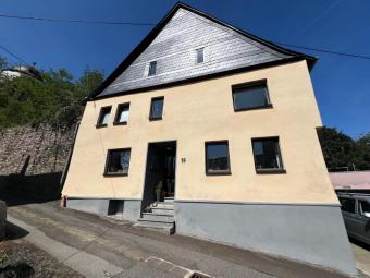 Top-Gelegenheit! Großzügiges, gepflegtes Einfamilienhaus in Gemünden/Hunsrück zu verkaufen. Haus kaufen 55490 Gemünden (Rhein-Hunsrück-Kreis) Bild mittel