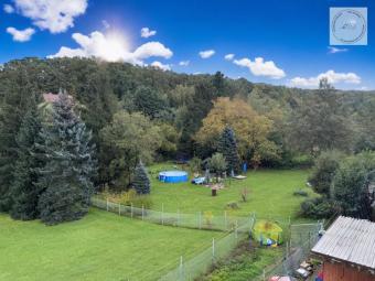 Zweifamilienhaus mit großem Garten in zentraler Lage Haus kaufen 75334 Straubenhardt Bild mittel